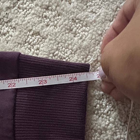 Chic Burgundy Crisscross Back Sweatshirt - Picture 4 of 4